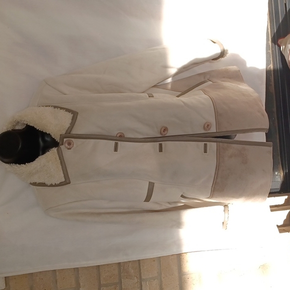 Coldwater Creek L Faux Suede Sherpa Jacket Coat. Two-toned - Picture 1 of 8